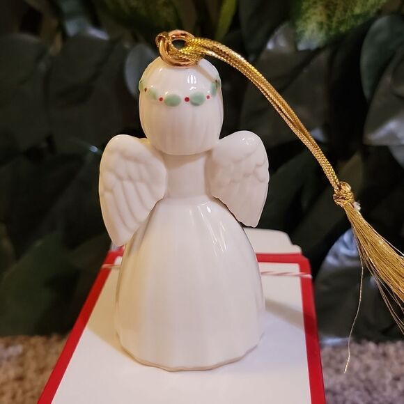 Lenox Holiday Cheer Angel Ornament 884414 with Box - Picture 7 of 9